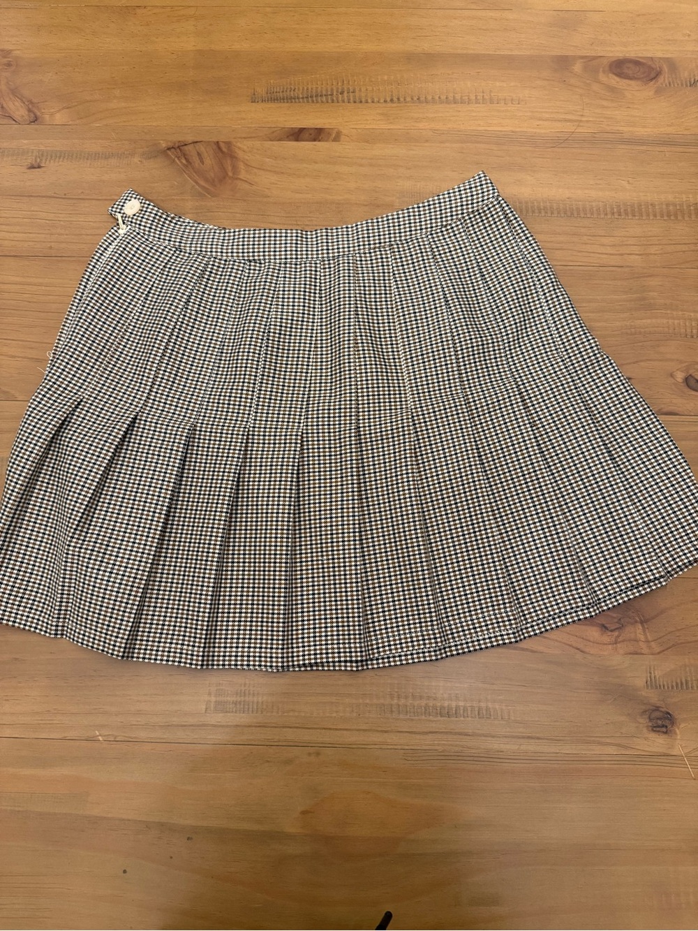 Urban Outfitters Black and White Plaid Preppy Pleated Skirt